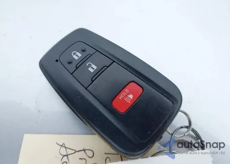 2021 Toyota Prius Xle Awd-E z USA, uszkodzony, nr VIN JTDL9MFUXM3025514